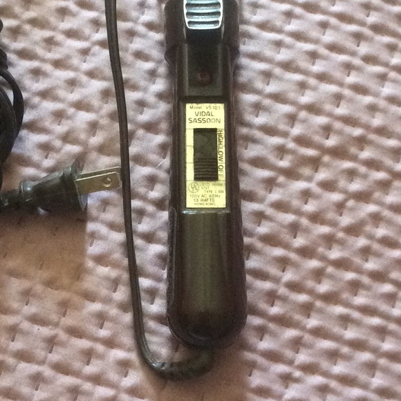 Vidal Sassoon Curling Iron - Picture 3 of 3